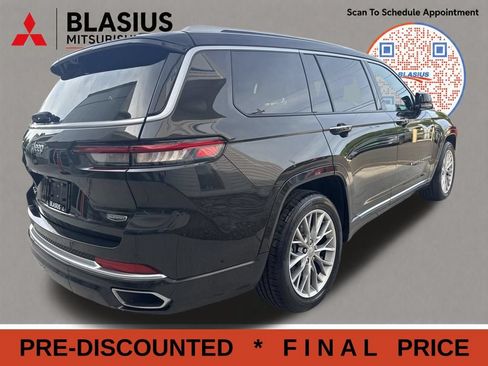 Used 2023 Jeep Grand Cherokee L Summit w/ Advanced Protech Group IV AWD/4WD image 6