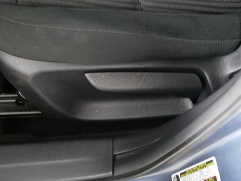 Used 2015 MAZDA MAZDA3 i Touring w/ Technology Package image 20