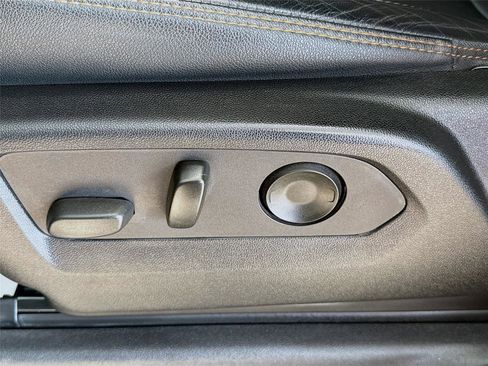 Used 2022 GMC Sierra 1500 AT4 w/ AT4 Premium Package image 22