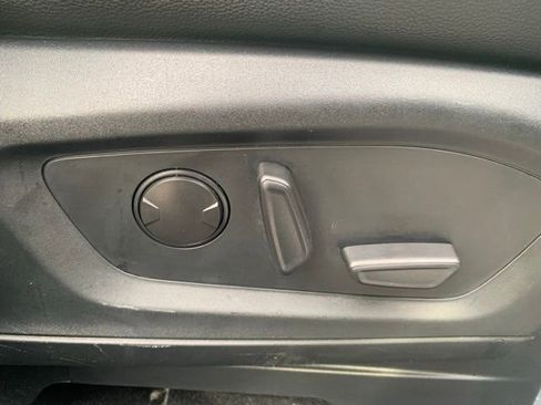 Certified 2022 Ford Explorer ST-Line w/ Class IV Trailer Tow Package image 17