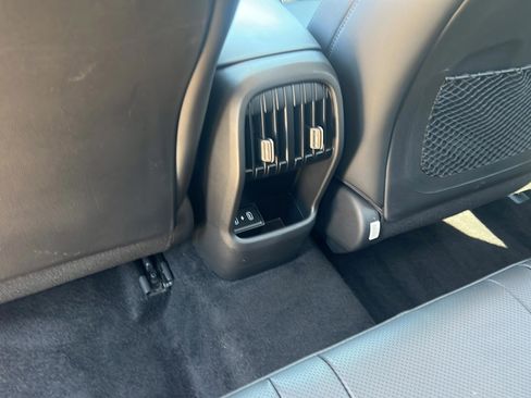 Certified 2025 Hyundai Kona Limited FWD image 14