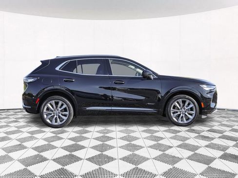 Used 2022 Buick Envision Avenir w/ Technology Package II image 13