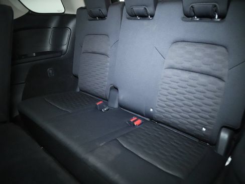 Certified 2025 Nissan Pathfinder SV FWD image 14