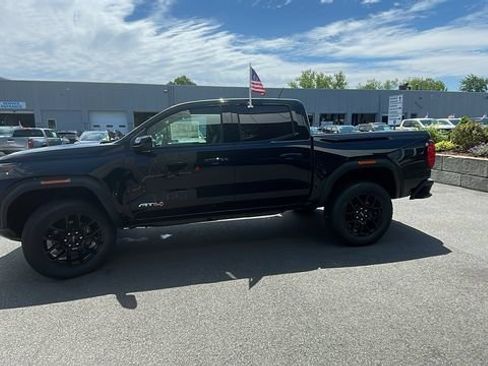 New 2026 GMC Canyon AT4 w/ Technology Plus Package AWD/4WD image 4