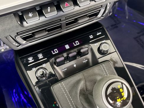 Used 2023 Porsche 911 GT3 RWD image 12