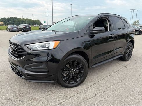 Used 2024 Ford Edge SE w/ Black Appearance Package AWD/4WD image 3