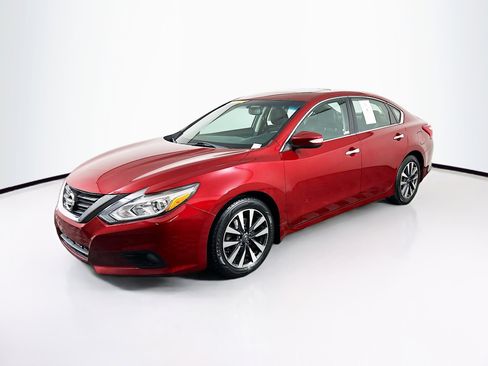 Used 2017 Nissan Altima 2.5 SL image 3
