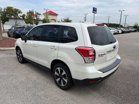 Used 2017 Subaru Forester 2.5i AWD/4WD image 8