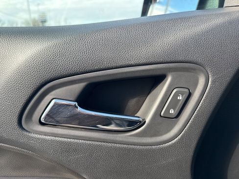 Used 2020 Chevrolet Colorado ZR2 w/ Colorado ZR2 Bison Edition image 11