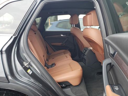 Used 2021 Audi Q5 2.0T Premium Plus w/ Premium Plus Package image 15