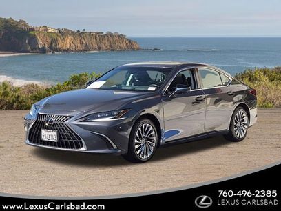 Used 2024 Lexus ES 300h w/ Accessory Package (Z1)