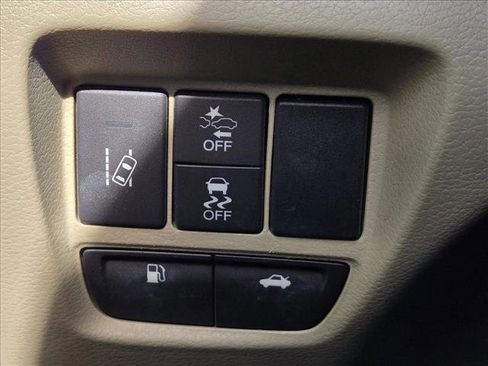 Used 2020 Acura TLX image 11