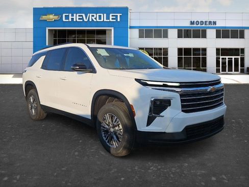 New 2026 Chevrolet Traverse LT image 6