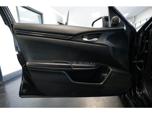 Used 2020 Honda Civic Sport image 15