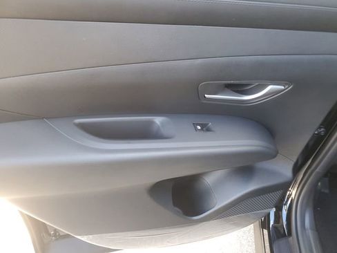 New 2026 Hyundai Tucson SEL image 16