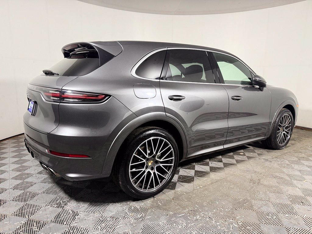 Used 2021 Porsche Cayenne S AWD/4WD image 7