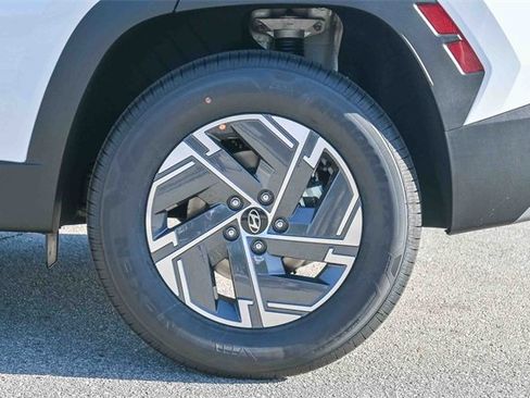 New 2026 Hyundai Tucson Blue SE image 11