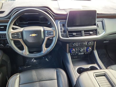 Used 2023 Chevrolet Tahoe High Country AWD/4WD image 13