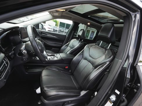 Used 2025 INFINITI QX60 Luxe AWD/4WD image 35