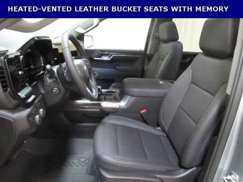 New 2025 Chevrolet Silverado 1500 LTZ w/ LTZ Premium Package image 16