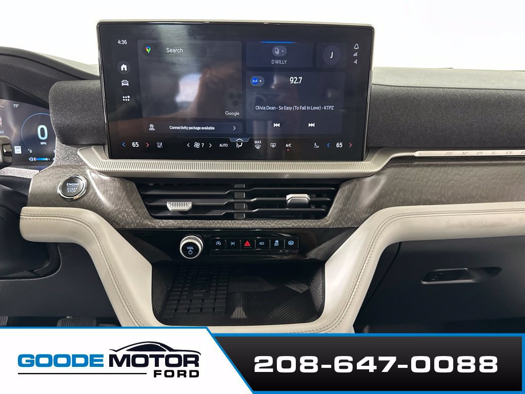 Used 2025 Ford Explorer Platinum w/ Ultimate Package AWD/4WD image 15