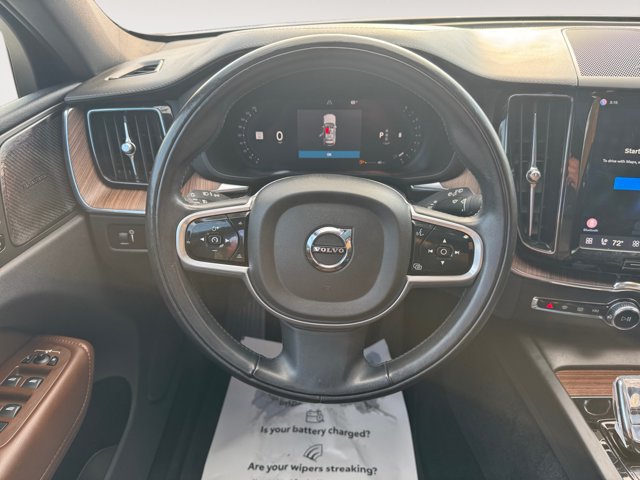 Used 2022 Volvo XC60 B5 Inscription w/ Advanced Package AWD/4WD image 12
