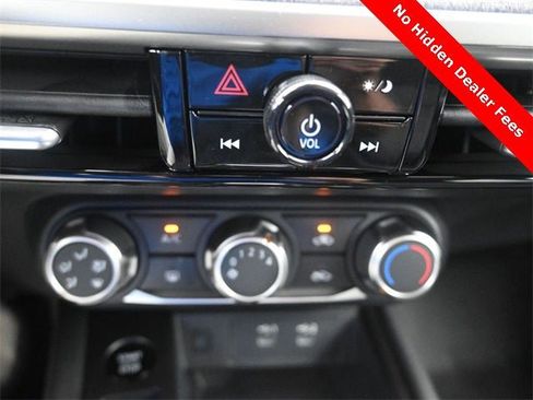 New 2025 Nissan Kicks SV image 17