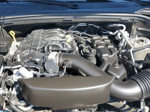 Used 2024 Dodge Durango GT RWD image 30