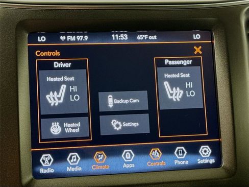 Used 2022 Jeep Cherokee Trailhawk image 16