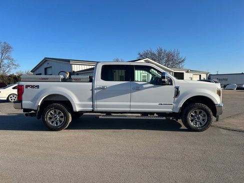 Used 2018 Ford F250 XLT w/ XLT Premium Package image 4