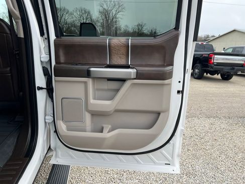 Used 2019 Ford F350 Limited image 20