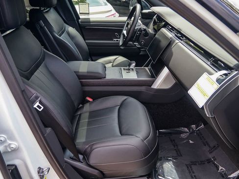 New 2026 Land Rover Range Rover SE AWD/4WD image 17