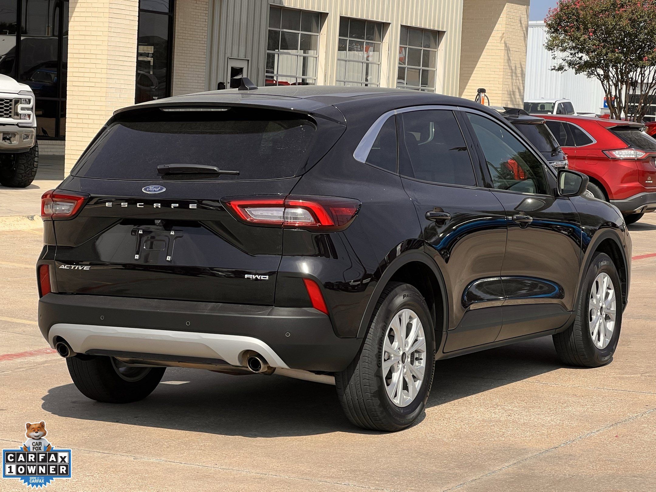 Used 2023 Ford Escape Active AWD/4WD image 3