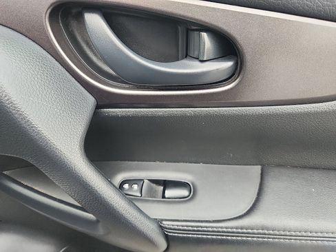 Used 2020 Nissan Rogue Sport S w/ Appearance Package image 34