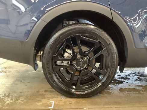 Certified 2025 Kia Telluride SX Prestige X-Line AWD/4WD image 28