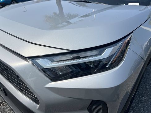 Used 2025 Toyota RAV4 XLE FWD image 6