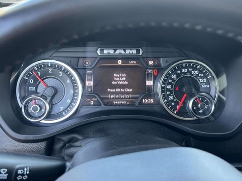 Used 2022 RAM 1500 Laramie AWD/4WD image 24
