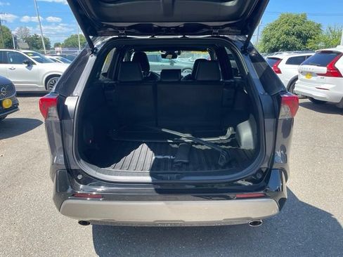 Used 2025 Toyota RAV4 XSE w/ Advanced Technology Package AWD/4WD image 17