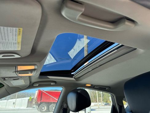 Used 2015 INFINITI QX50 Journey w/ Premium Package image 12