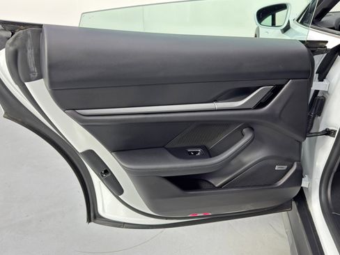 Used 2021 Porsche Taycan 4 Cross Turismo w/ Premium Package image 43