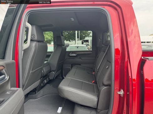 New 2026 GMC Sierra 2500 SLT AWD/4WD image 10