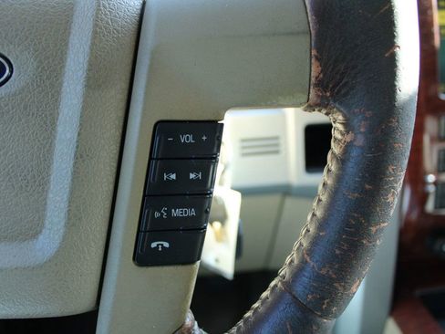 Used 2010 Ford F150 King Ranch AWD/4WD image 24