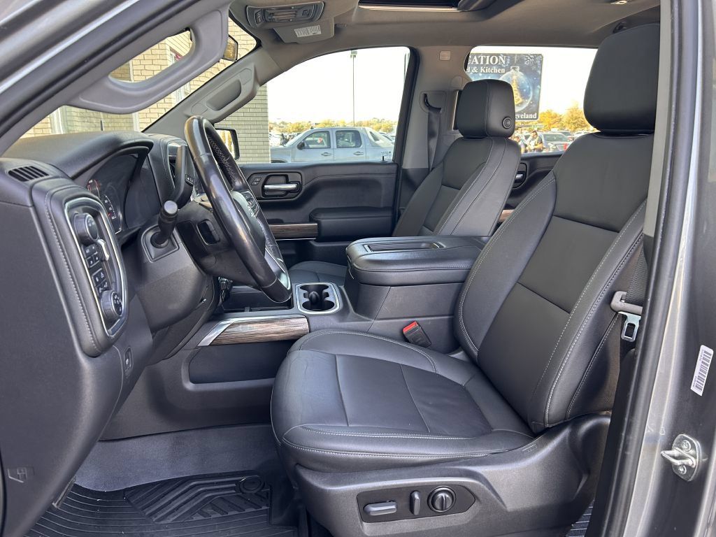 Used 2022 Chevrolet Silverado 1500 LT Trail Boss w/ LT Trail Boss Premium Package AWD/4WD image 12