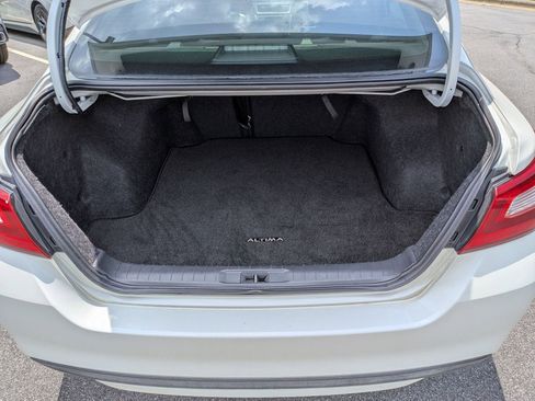 Used 2017 Nissan Altima 2.5 SV FWD image 32