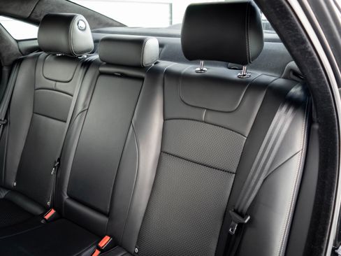 Used 2015 Jaguar XJ RWD image 33