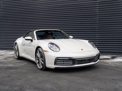 Used 2023 Porsche 911 Carrera 4S image 26
