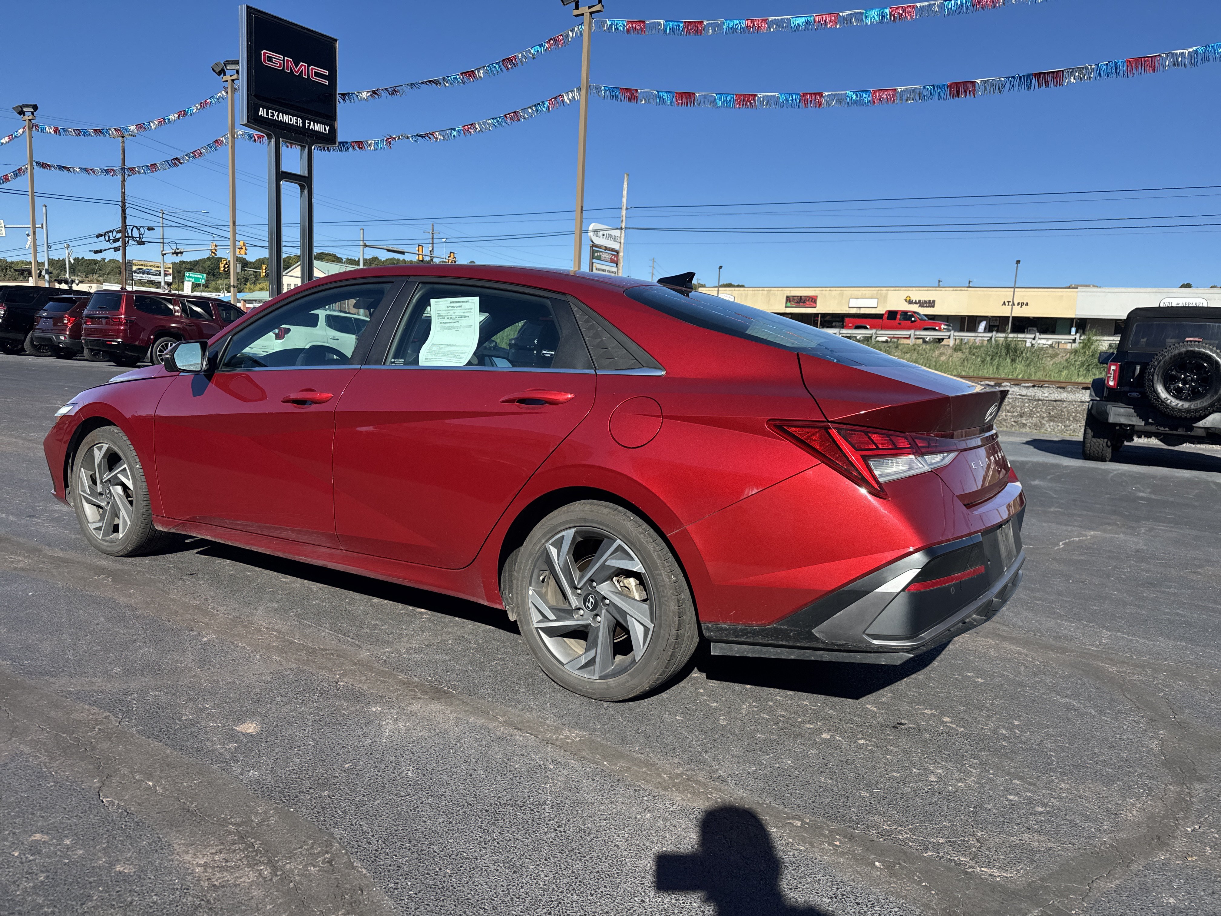 Used 2024 Hyundai Elantra Limited FWD image 8