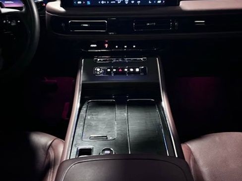 Used 2025 Lincoln Aviator Reserve w/ Illumination Package RWD image 37