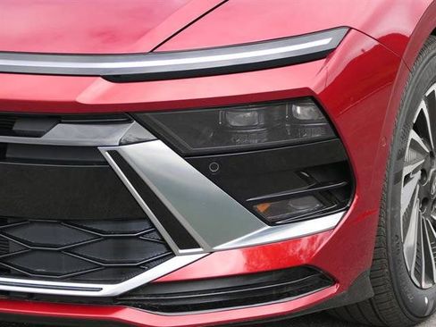 New 2025 Hyundai Sonata Limited image 9