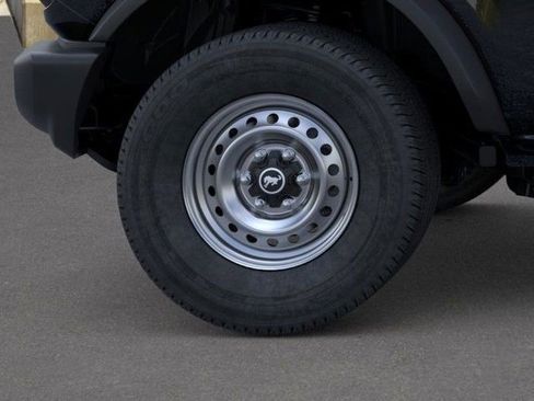 New 2025 Ford Bronco 4-Door image 21